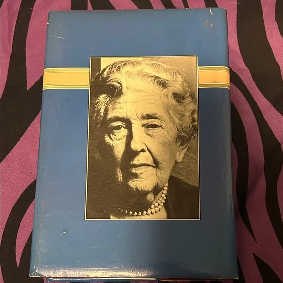 Agatha Christie Book Collection - Picture 2 of 7